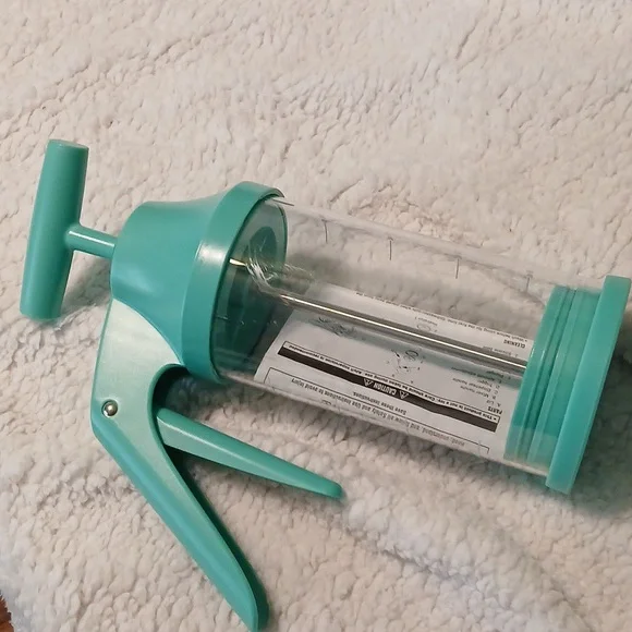 Pampered chef batter mixer - Picture 2 of 4